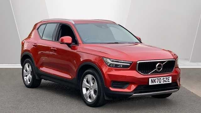 Red Used 2020 Volvo XC40 Momentum SUV | £15,990 (A bit pricey) - Image 1/3