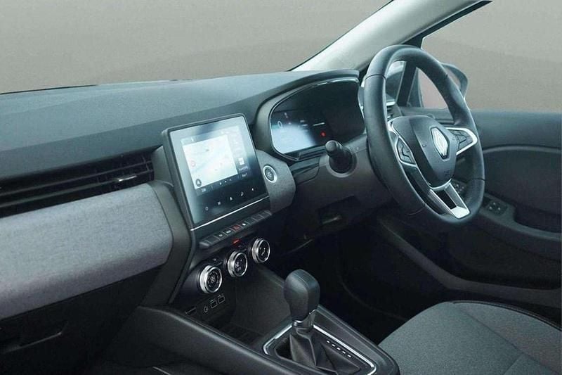 Used Renault Clio V Evolution 145 HP (106 kW) 2024 Black Hatchback