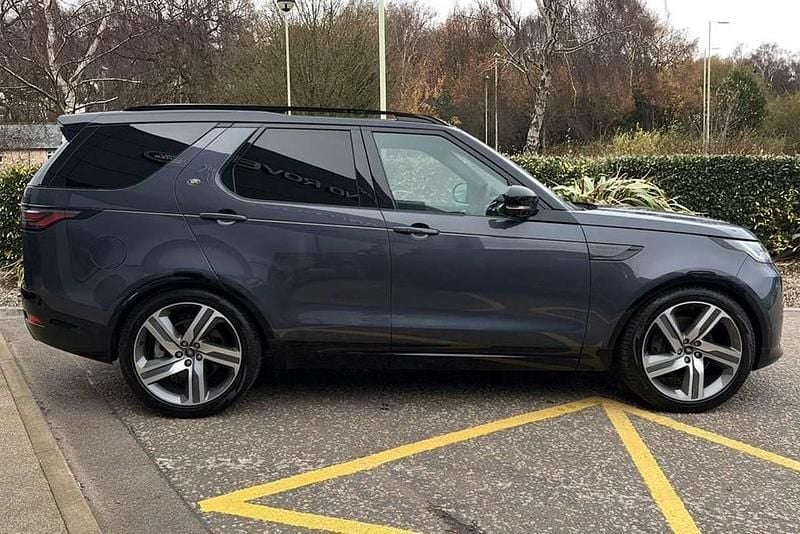 Usado Land Rover Discovery 5 HSE Dynamic 345 CV (253 kW) 2025 Azul SUV