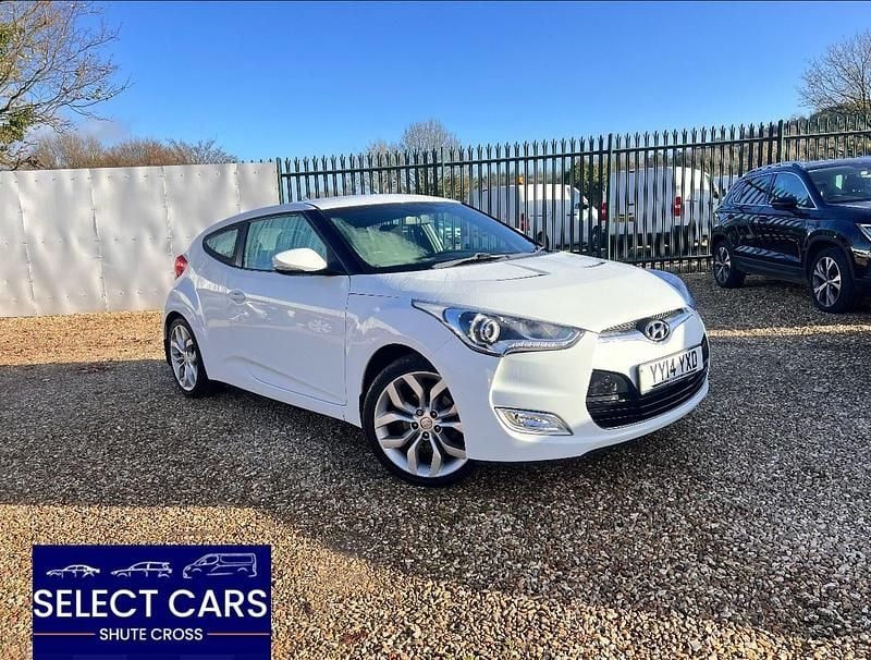 White Used 2014 Hyundai Veloster SE Coupe | £6,995 (Fair price) - Image 1/4
