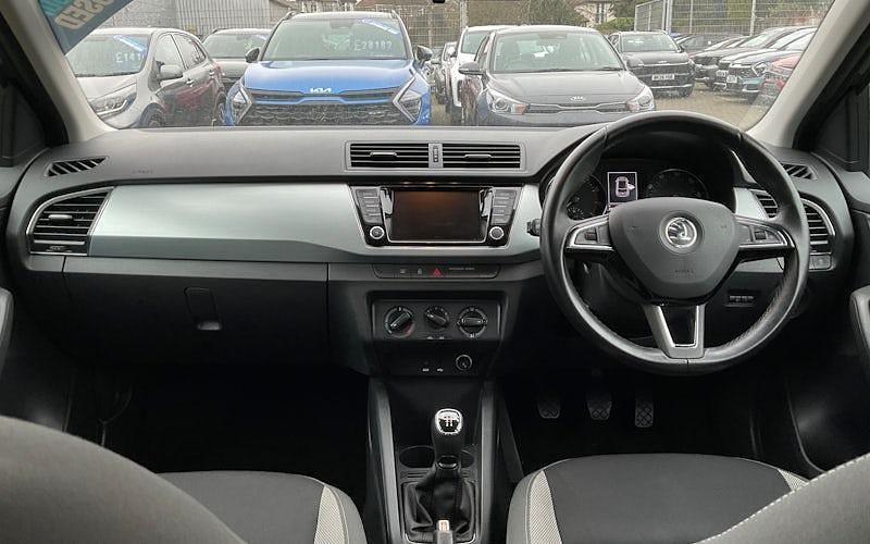 Used Skoda Fabia SE 90 HP (66 kW) 2016 Hatchback