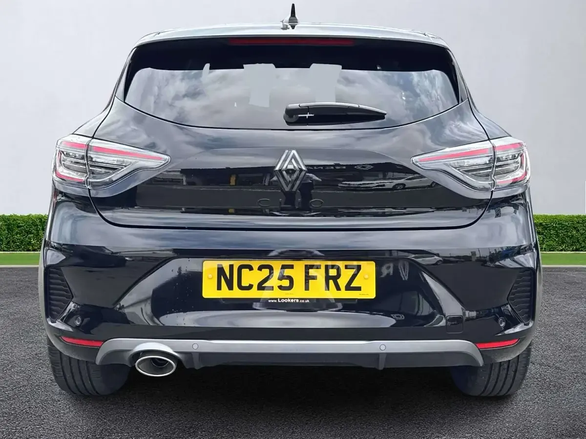 Used Renault Clio Esprit Alpine 90 HP (66 kW) 2025 Black Hatchback