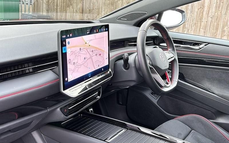 Used VW ID.7 GTX 250 kW (340 HP) 2024 Red Hatchback