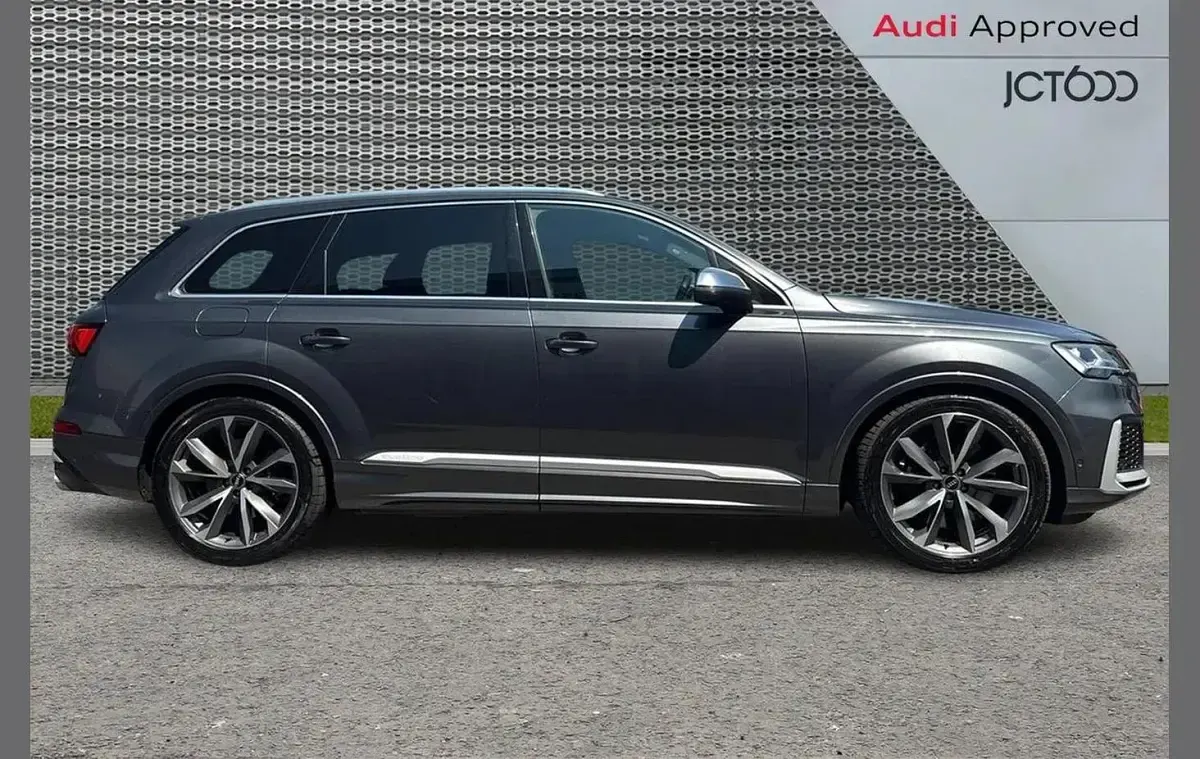 Used Audi SQ7 Comfort 507 HP (372 kW) 2022 Grey SUV