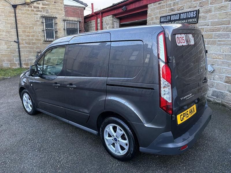 Used Ford Transit Connect Limited 115 HP (84 kW) 2015 Grey MPV