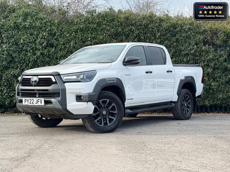 White Used 2022 Toyota HiLux Pickup | £35,968 (Expensive) - Image 1/4