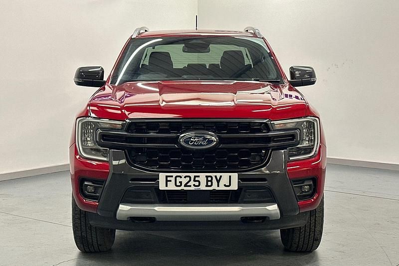Used Ford Ranger Wildtrack 205 HP (150 kW) 2026 Red Pickup