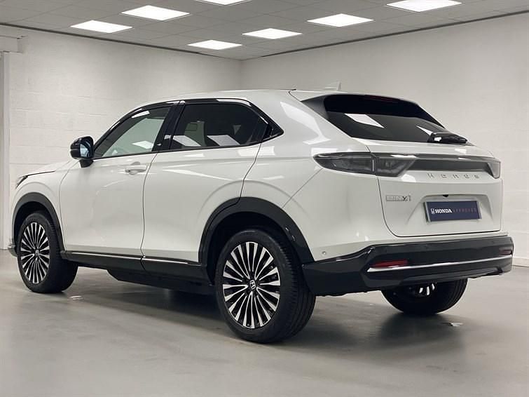 New Honda e Advance 2025 White Hatchback