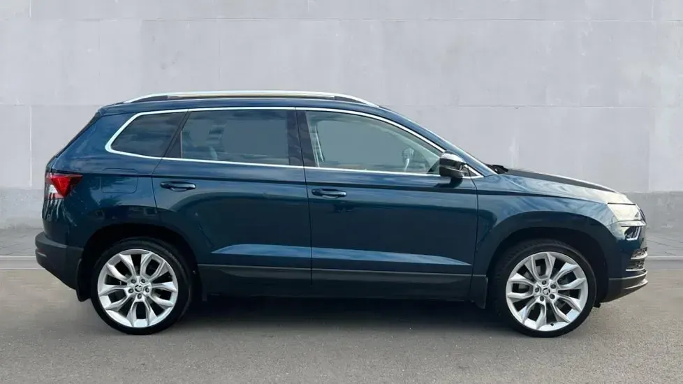 Używany Skoda Karoq SE L 150 KM (110 kW) 2020 Niebieski SUV