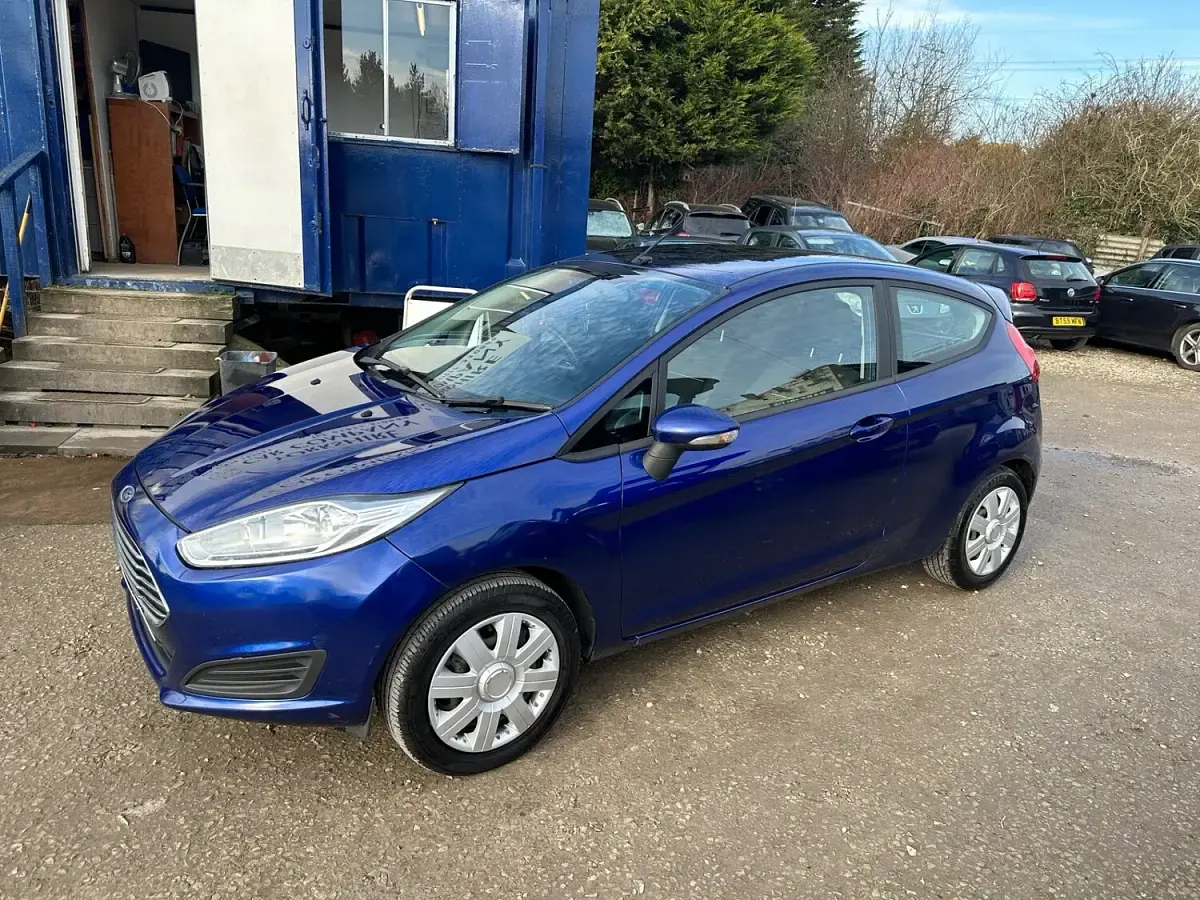 Used Ford Fiesta Style 82 HP (60 kW) 2015 Blue Hatchback