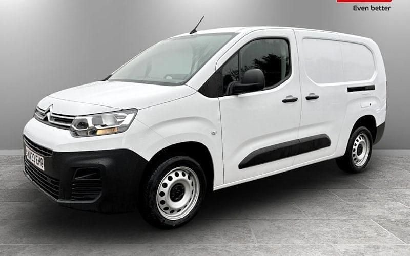 Used Citroën Berlingo 102 HP (75 kW) 2023 MPV