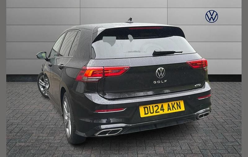 Used VW Golf VIII R-line 147 HP (108 kW) 2024 Black Hatchback
