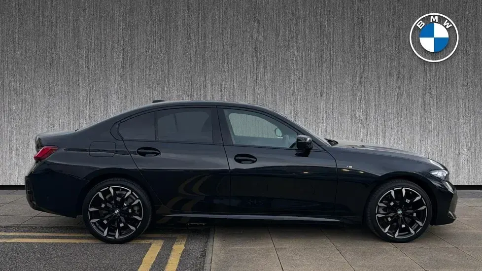 Used BMW 330 M Sport 288 HP (211 kW) 2025 Black