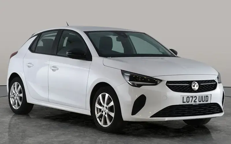 Used Vauxhall Corsa Design Edition 75 HP (55 kW) 2022 White Hatchback