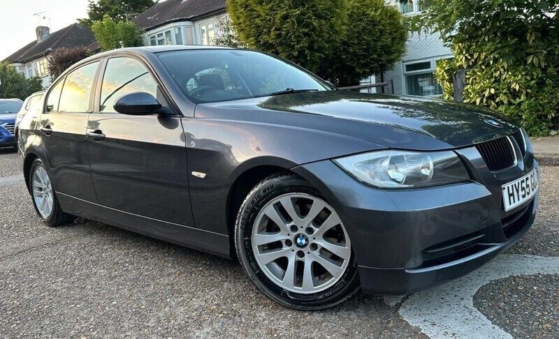 Grey Used 2005 BMW 320 Comfort Edition Sedan | £2,390 (Fair price) - Image 1/4