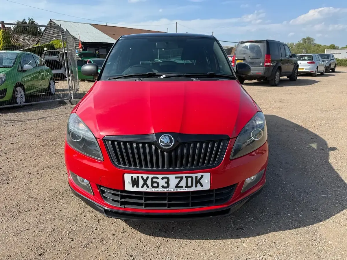 Używany Skoda Fabia Monte Carlo 105 KM (77 kW) 2013 Czerwony Hatchback