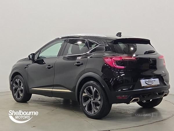 Used Renault Captur Engineered 143 HP (105 kW) 2024 Metallic  diamond black  SUV