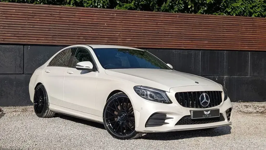 Used Mercedes C220 AMG Line Premium 2019 White Sedan