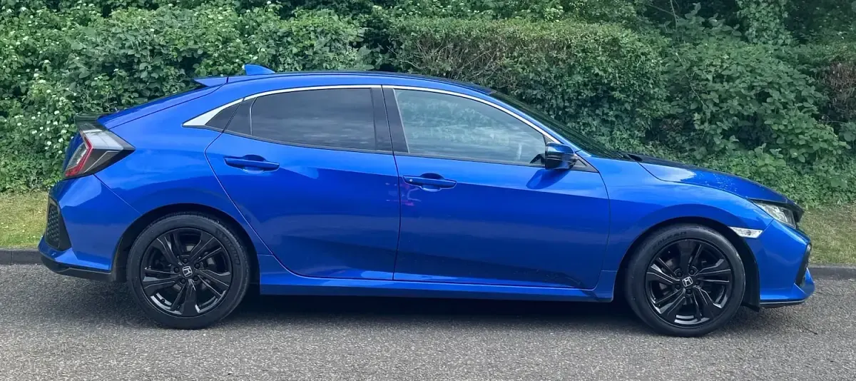 Used Honda Civic SR 126 HP (92 kW) 2019 Blue Hatchback