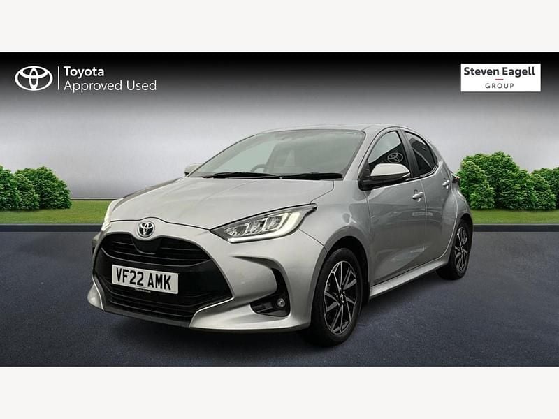 Used Toyota Yaris Hybrid Design 2022 Silver Hatchback