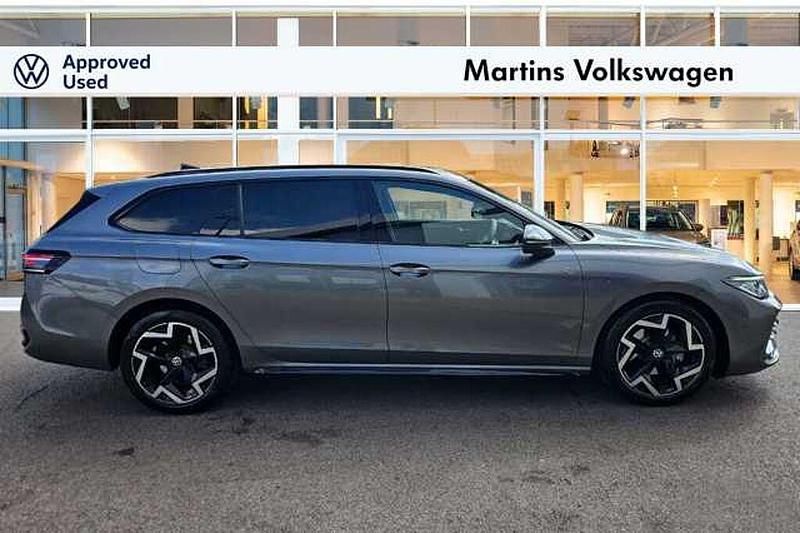 Used VW Passat 150 HP (110 kW) 2025 Estate