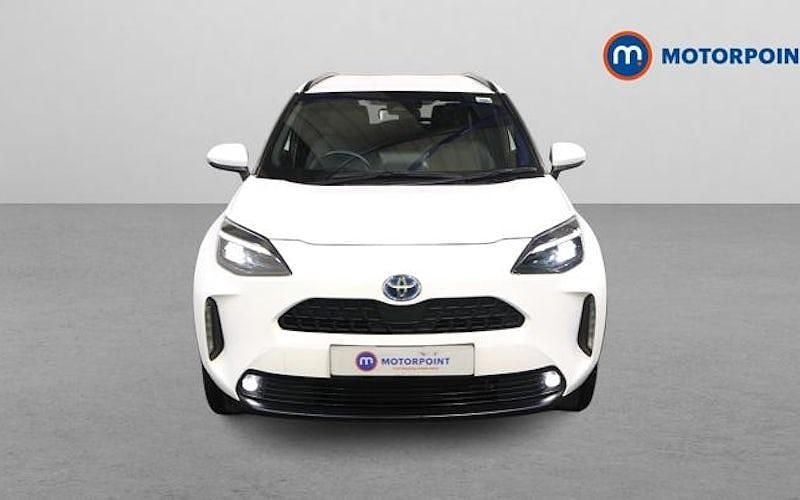 Used Toyota Yaris Hybrid Design 116 HP (85 kW) 2025 Estate