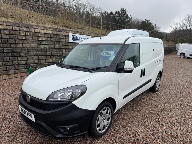 Used Fiat Doblò 2023 White MPV