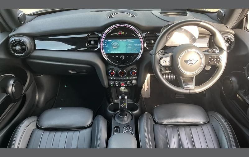 Used Mini John Cooper Works 228 HP (167 kW) 2022 Green Hatchback