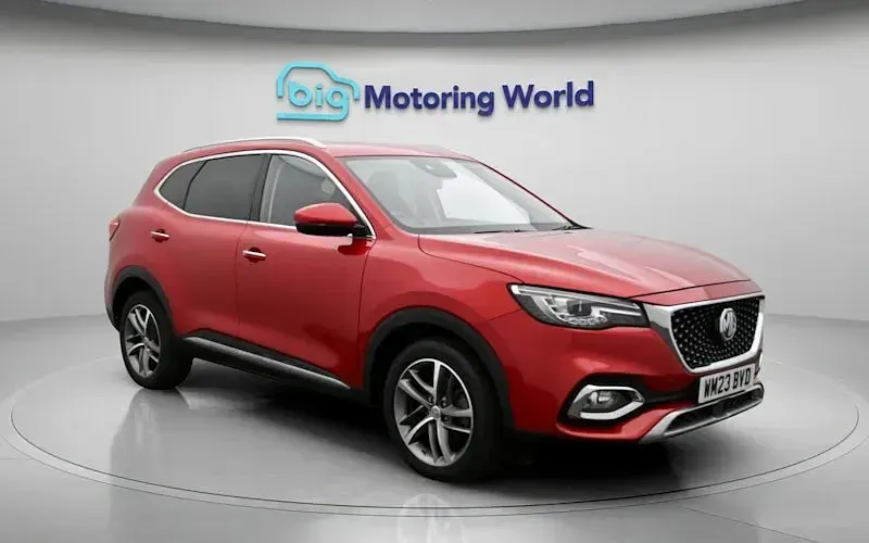 Used MG HS Exclusive 162 HP (119 kW) 2023 Red SUV