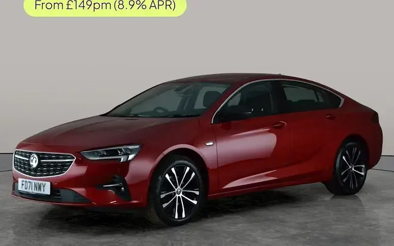 Second-hand Vauxhall Insignia Edition 122 CP (89 kW) 2021 Hatchback