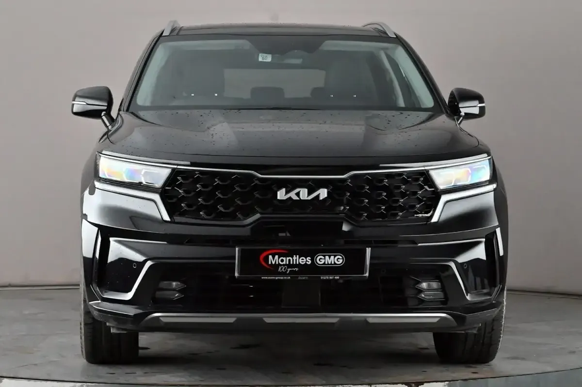 Used Kia Sorento Vision 190 HP (139 kW) 2024 Black SUV