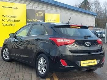 Used Hyundai i30 SE 110 HP (80 kW) 2016 Black Hatchback