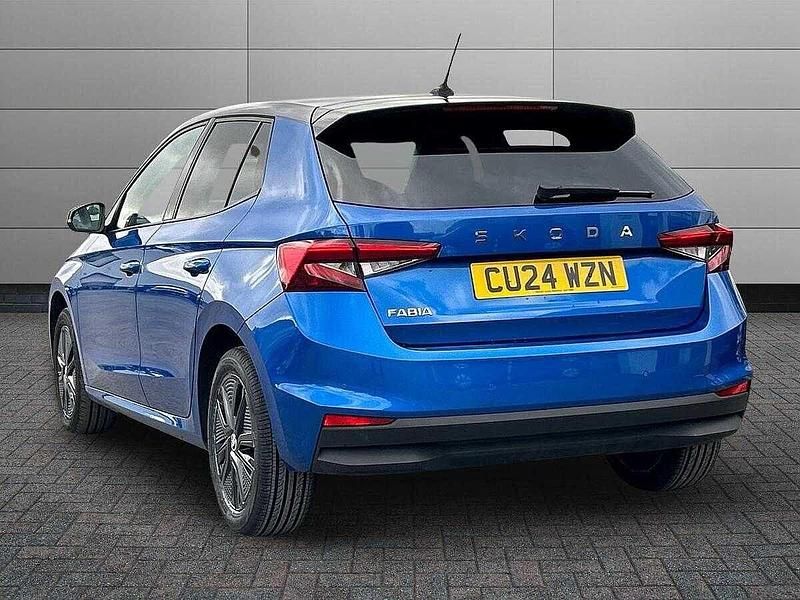 Used Skoda Fabia Colour Edition 70 HP (51 kW) 2024 Race blue metallic black magic pearl effect Hatchback
