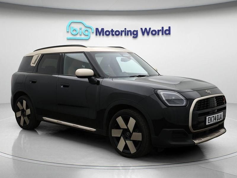 Black Used 2025 Mini Countryman Exclusive SUV | £30,300 (Good price) - Image 1/4