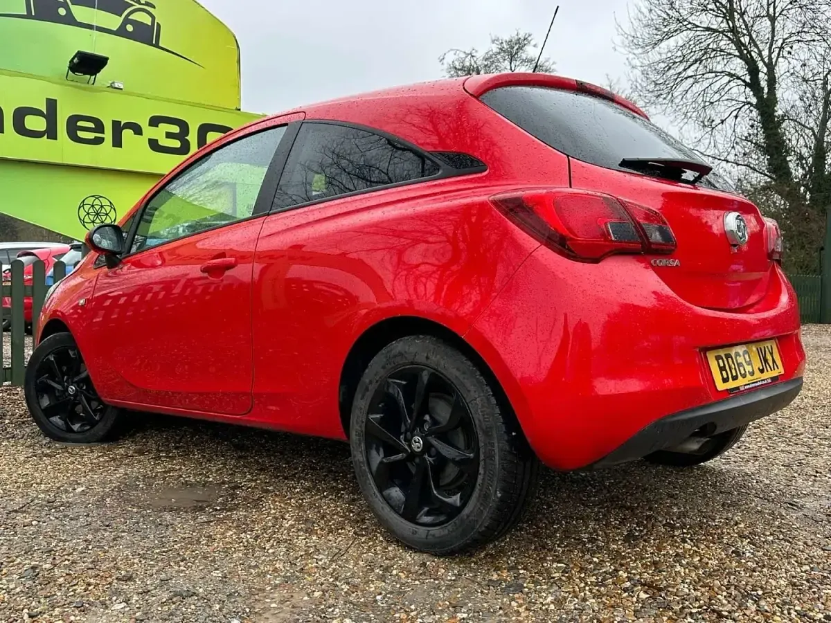 Used Vauxhall Corsa 75 HP (55 kW) 2019 Red Hatchback