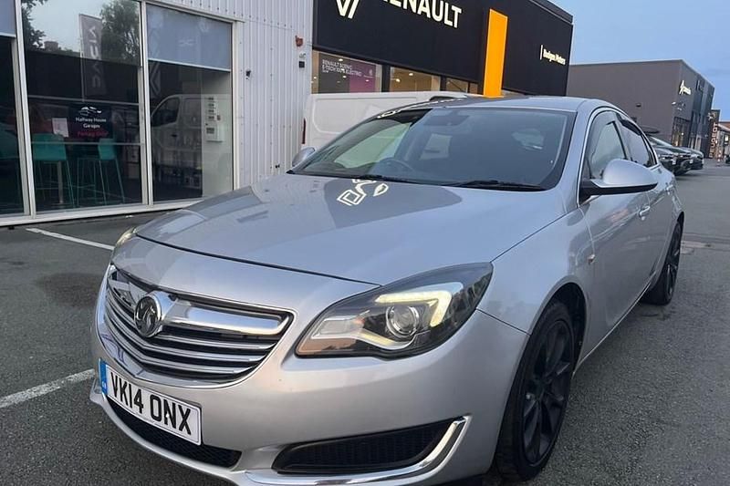 Silver Used 2014 Vauxhall Insignia Hatchback | £3,300 (Fair price) - Image 1/1