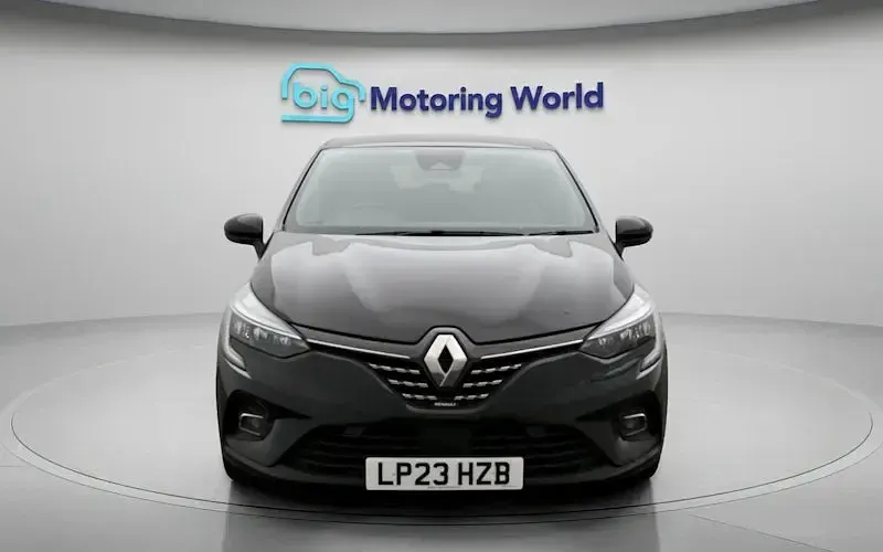 Used Renault Clio Techno 145 HP (106 kW) 2023 Black Hatchback