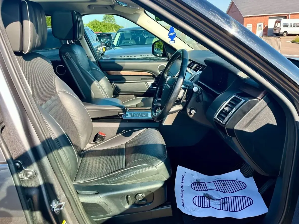 Used Land Rover Discovery HSE Luxury 2018 Grey SUV