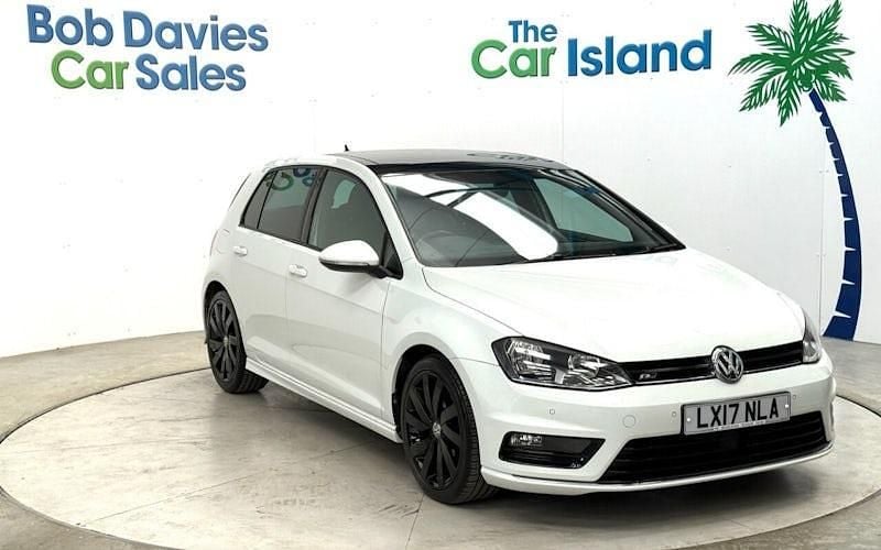 White Used 2017 VW Golf VII R-line Edition Hatchback | £14,650 (Fair price) - Image 1/4