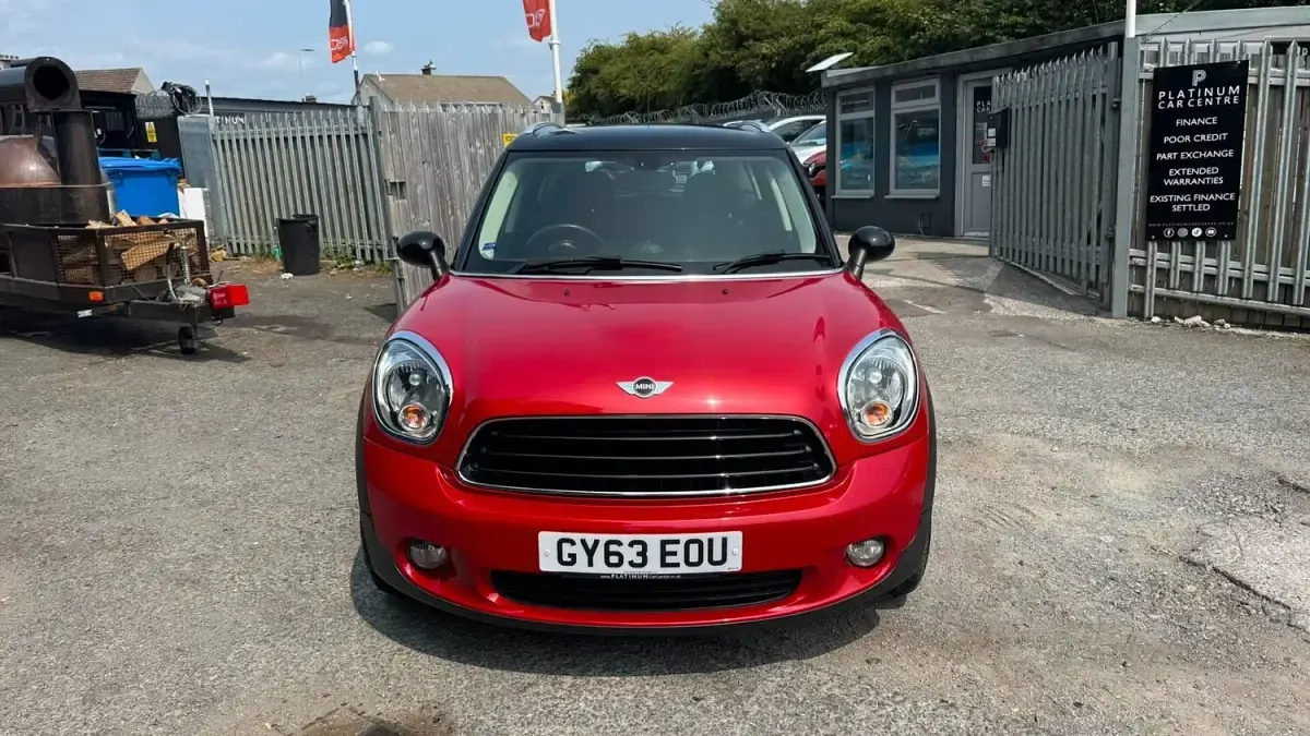 Used Mini Cooper D 2013 Red Hatchback