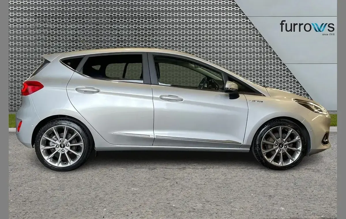Used Ford Fiesta Vignale 138 HP (101 kW) 2018 Silver Hatchback