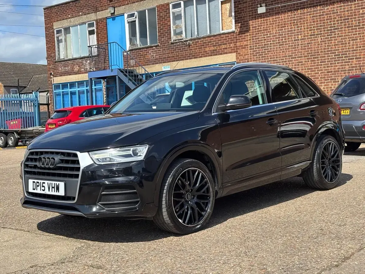 Used Audi Q3 Comfort 150 HP (110 kW) 2015 Black SUV