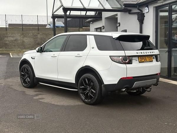 Used Land Rover Discovery Sport HSE 180 HP (132 kW) 2017 White SUV