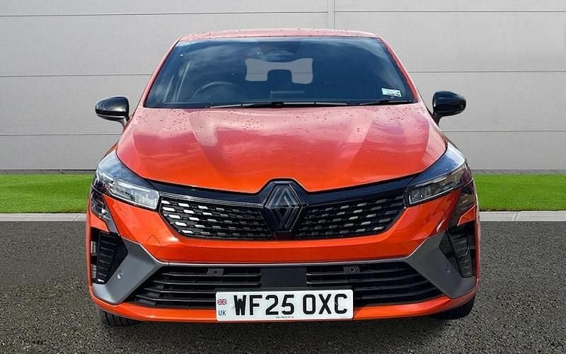 Used Renault Clio V Esprit Alpine 143 HP (105 kW) 2025 Red Hatchback