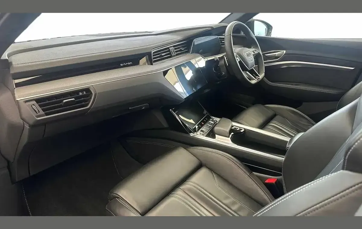 Used Audi Q8 e-tron Black Edition 300 kW (408 HP) 2023 White SUV