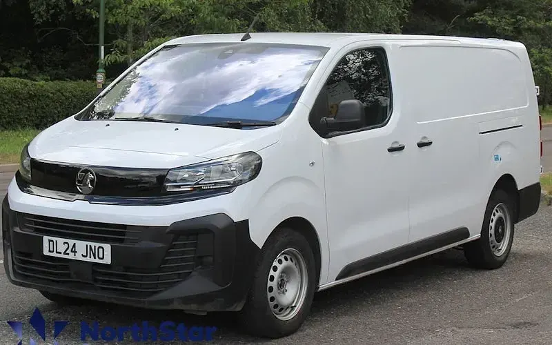 Used Vauxhall Vivaro 145 HP (106 kW) 2026 MPV
