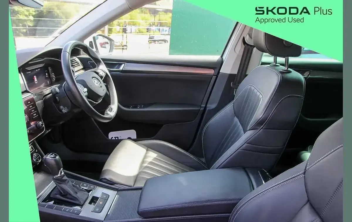 Used Skoda Superb SE L 147 HP (108 kW) 2022 Moon white metallic Estate