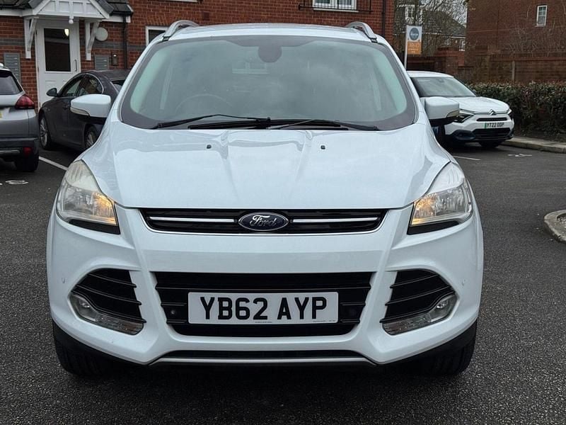 Used Ford Kuga Titanium 163 HP (119 kW) 2012 White SUV