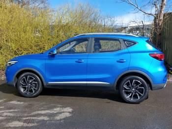 Used MG ZS Exclusive 106 HP (77 kW) 2022 Blue SUV