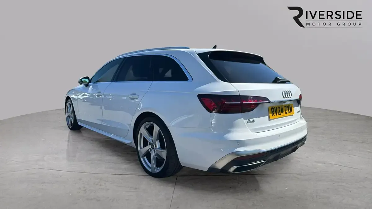 Used Audi A4 S-Line 204 HP (150 kW) 2024 White Estate